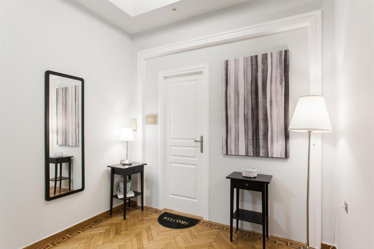 Syntagma Apartments By Livin Urbban Atene Esterno foto